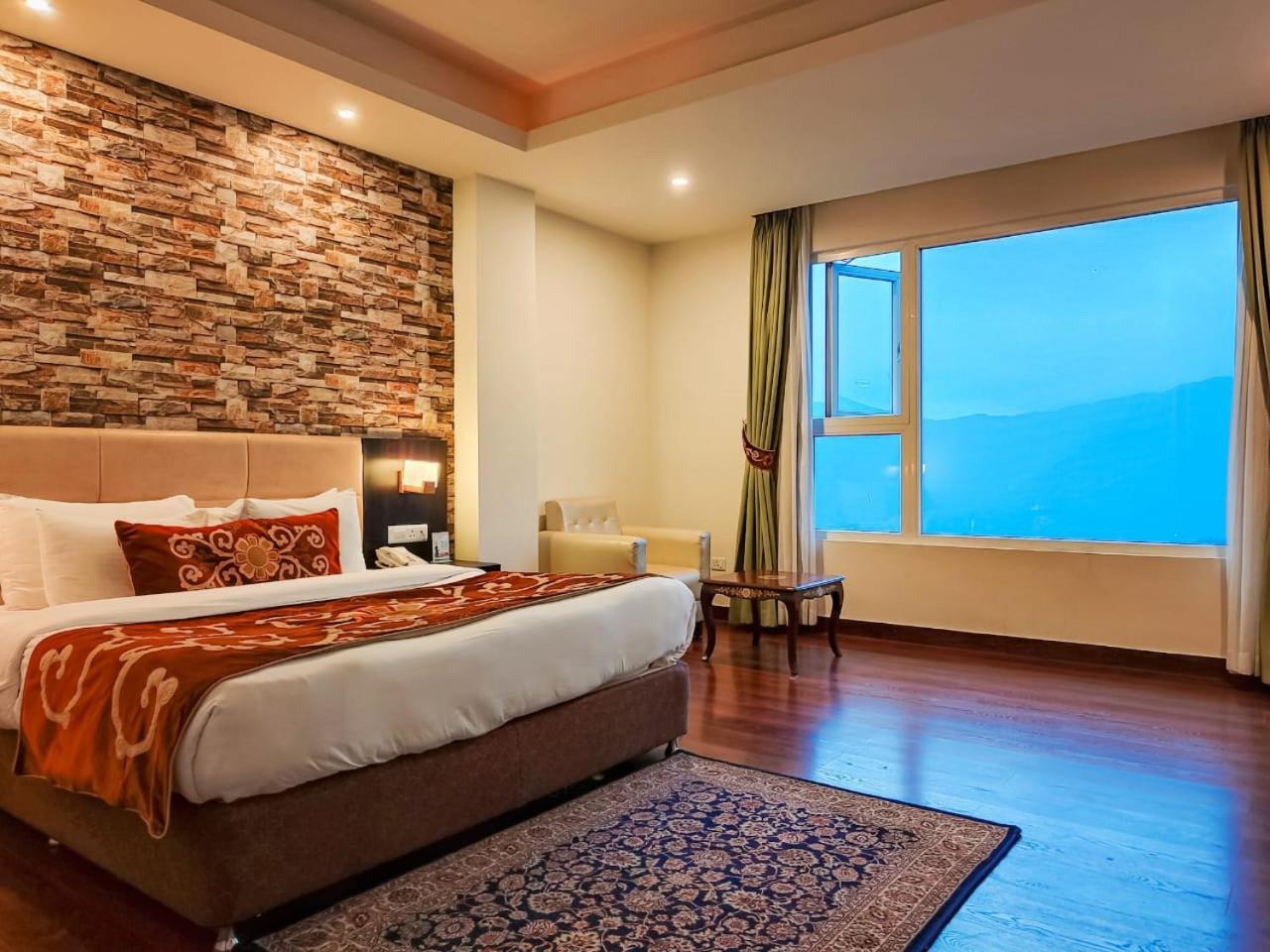 The Fern Denzong Hotel & Spa Gangtok, Sikkim Esterno foto